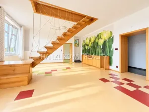 Prodej bytu 4+kk, České Budějovice - České Budějovice 6, M. Vydrové, 143 m2
