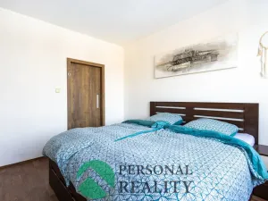 Prodej bytu 3+1, Zliv, Školní, 75 m2