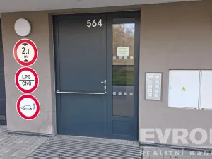 Pronájem bytu 1+kk, Pardubice - Pardubičky, Východní, 35 m2