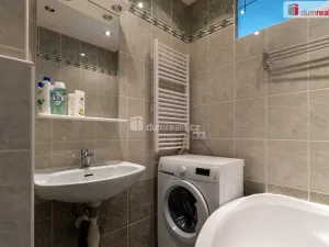 Pronájem bytu 3+1, Mariánské Lázně - Úšovice, Hroznatova, 65 m2