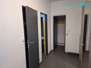 Pronájem restaurace, Žandov, Náměstí, 200 m2