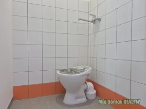 Pronájem výrobních prostor, Praha - Hostivař, K pérovně, 1100 m2