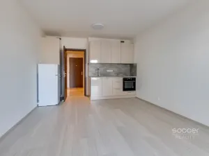Pronájem bytu 1+kk, Praha - Hloubětín, Domalípova, 32 m2