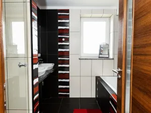 Prodej rodinného domu, Pomezí nad Ohří, Tůně, 250 m2