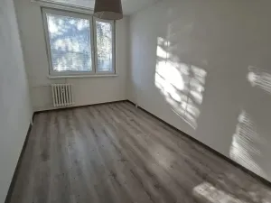 Pronájem bytu 2+kk, Praha - Střížkov, Roudnická, 56 m2
