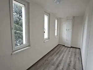 Pronájem bytu 2+kk, Praha - Střížkov, Roudnická, 56 m2
