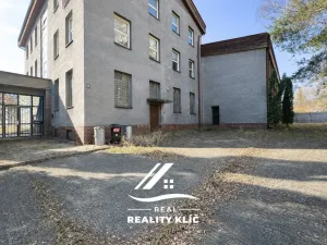 Prodej komerční nemovitosti, Kopřivnice, Obránců míru, 1402 m2