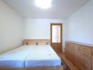 Pronájem bytu 2+kk, Benešov - Bedrč, 50 m2