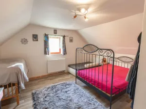 Prodej rodinného domu, Polepy - Okna, 211 m2