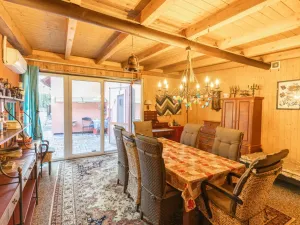 Prodej rodinného domu, Polepy - Okna, 211 m2