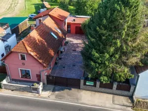 Prodej rodinného domu, Polepy - Okna, 211 m2