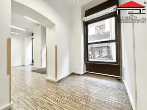 Pronájem obchodního prostoru, Brno, Josefská, 105 m2