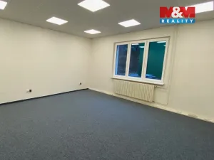 Pronájem kanceláře, Brno - Brněnské Ivanovice, 537 m2