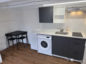 Pronájem bytu 1+kk, Praha - Dubeč, Starodubečská, 22 m2