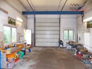 Prodej rodinného domu, Ostrov, 190 m2