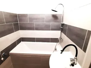 Pronájem bytu 2+1, Ostrava, Varenská, 66 m2