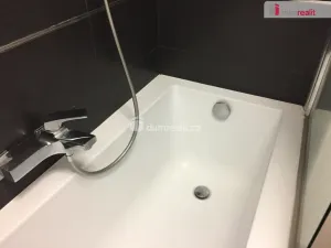Pronájem bytu 3+1, Český Krumlov - Nádražní Předměstí, Železniční, 63 m2