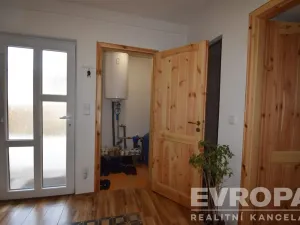 Prodej rodinného domu, Zásmuky - Nesměň, 72 m2