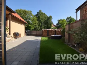 Prodej rodinného domu, Zásmuky - Nesměň, 72 m2
