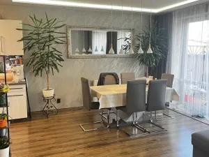 Prodej rodinného domu, Veltrusy, Lomená, 118 m2