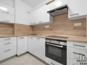 Pronájem bytu 3+1, Pardubice - Zelené Předměstí, Pichlova, 65 m2