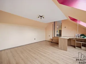 Prodej vícegeneračního domu, Konárovice, 300 m2