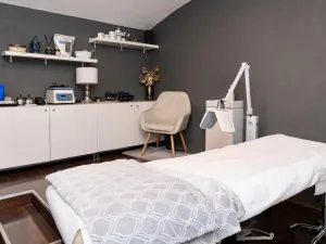 Pronájem obchodního prostoru, Praha - Vinohrady, Korunní, 136 m2