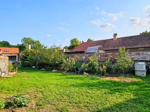 Prodej vícegeneračního domu, Hředle, 398 m2