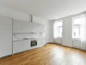 Prodej bytu 3+kk, Praha - Smíchov, Kmochova, 69 m2