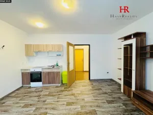 Pronájem bytu 1+kk, Benešov, Na Chmelnici, 26 m2