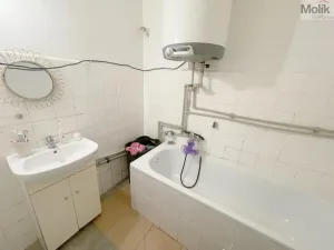 Prodej bytu 2+kk, Louny, Poděbradova, 47 m2