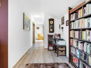 Prodej atypického bytu, Karlovy Vary, Raisova, 121 m2