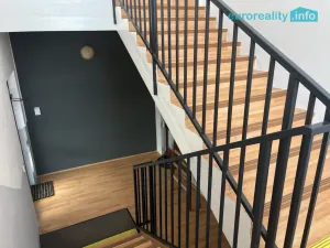 Pronájem kanceláře, Mariánské Lázně, třída Vítězství, 400 m2