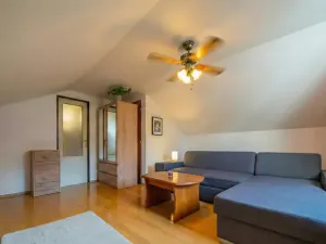 Pronájem rodinného domu, Holubice, V Průhonu, 170 m2