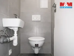 Pronájem kanceláře, Plzeň, Bělohorská, 13 m2