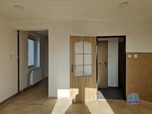Pronájem bytu 1+kk, Bezdružice, V Podzámčí, 30 m2