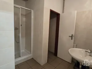 Pronájem výrobních prostor, Sokolov, Trocnovská, 876 m2