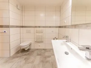 Pronájem rodinného domu, Zlín, Pod Stráněmi, 234 m2