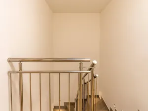 Pronájem rodinného domu, Zlín, Pod Stráněmi, 234 m2