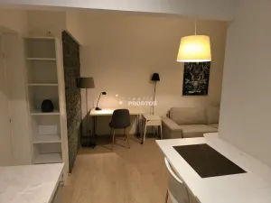 Pronájem bytu 2+kk, Praha - Smíchov, Na Václavce, 39 m2