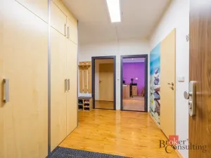 Prodej bytu 3+1, Hradec Králové - Nový Hradec Králové, třída Edvarda Beneše, 98 m2