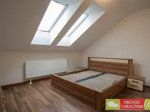 Pronájem bytu 2+kk, Přezletice, Pod Zahrady, 66 m2