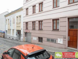 Pronájem bytu 1+kk, Praha, Kozácká, 30 m2