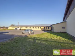Pronájem skladu, Morašice, 2710 m2