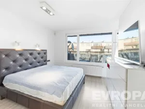 Pronájem bytu 2+kk, Praha, Zakšínská, 80 m2