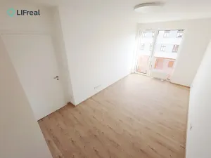 Pronájem bytu 3+kk, Liberec, Na Perštýně, 72 m2