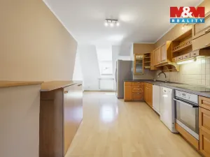 Pronájem bytu 3+1, Cheb, Cechovní, 130 m2