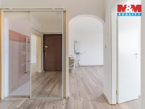 Prodej bytu 2+1, Cheb, Karlova, 67 m2