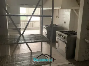 Pronájem obchodního prostoru, Kroměříž, Oskol, 450 m2