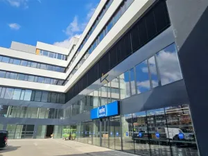 Pronájem obchodního prostoru, Praha - Vysočany, Poděbradská, 300 m2